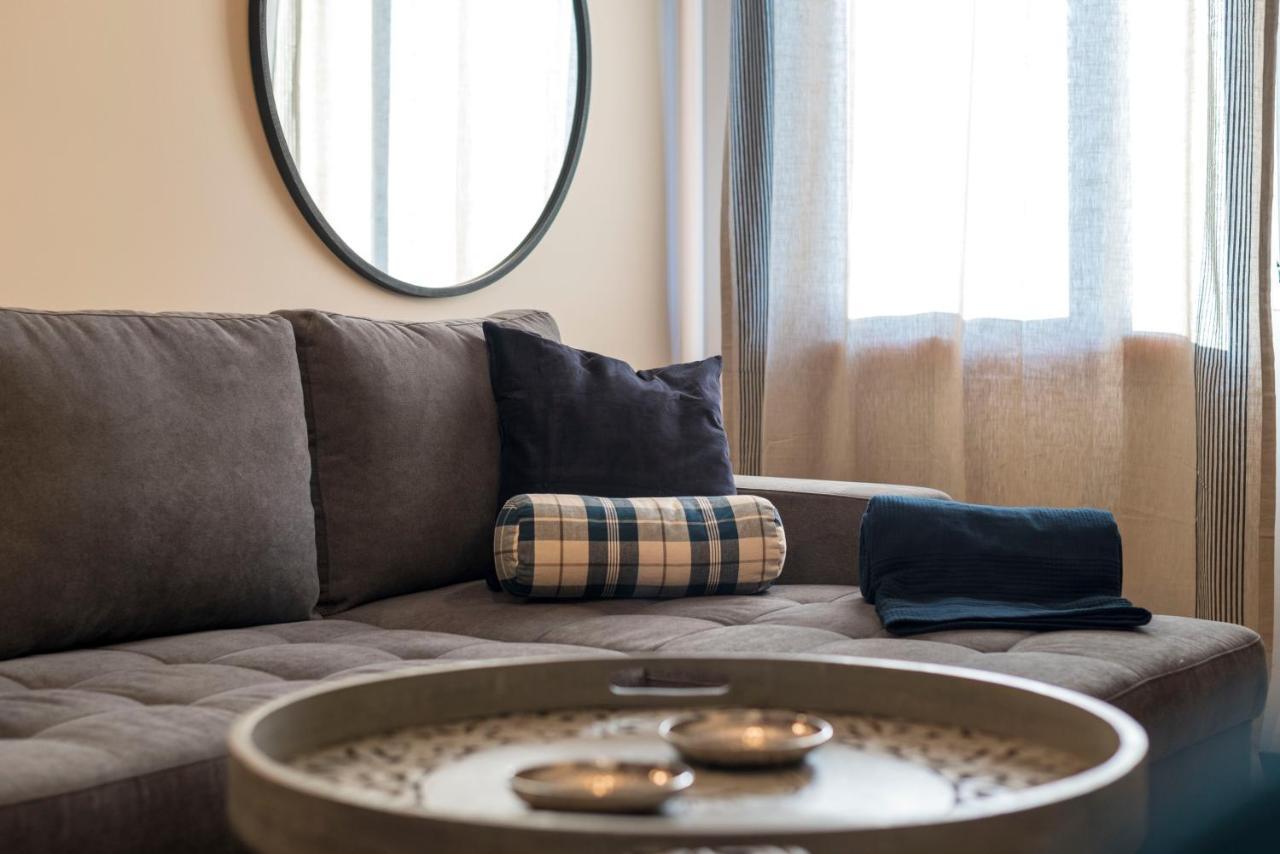 Lovelystay - Homey Feeling Flat W/ Free Parking Порто Екстериор снимка